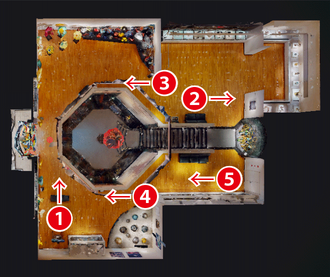 特別展示室前スペース（着席可能）